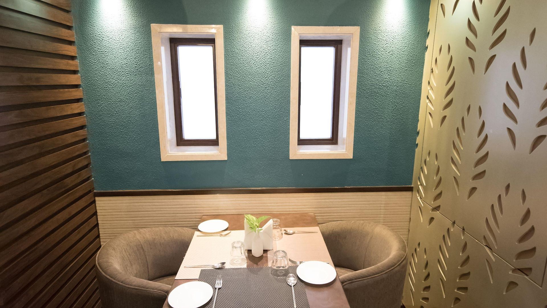Hotel Le Grande - International Airport Mumbai