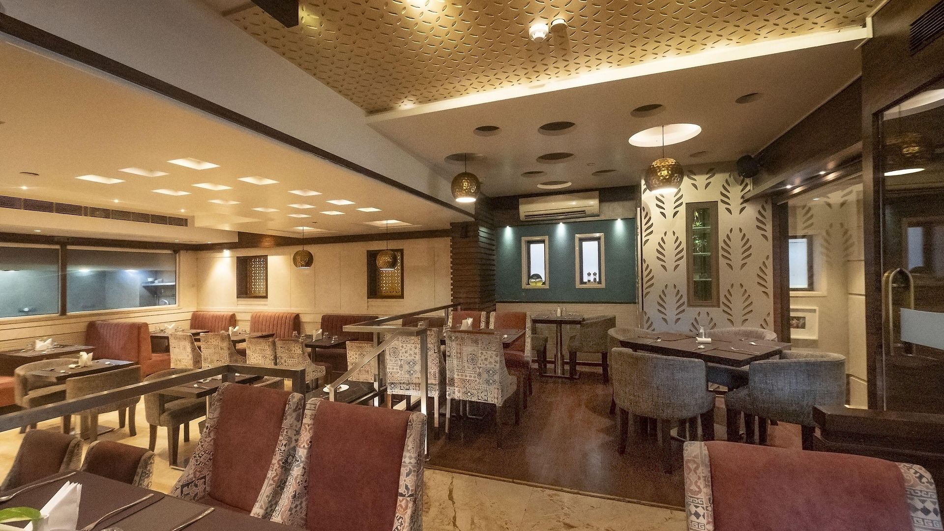 Le Grande - International Airport Hotel 3*