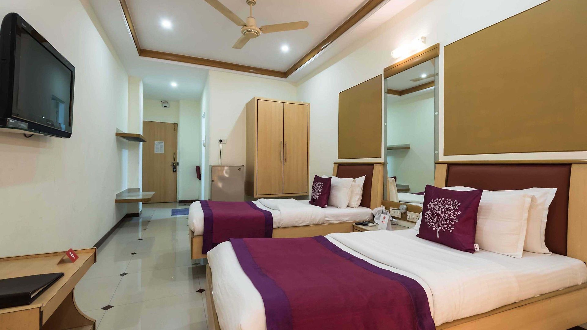 Hotel Godwin - Colaba 3*