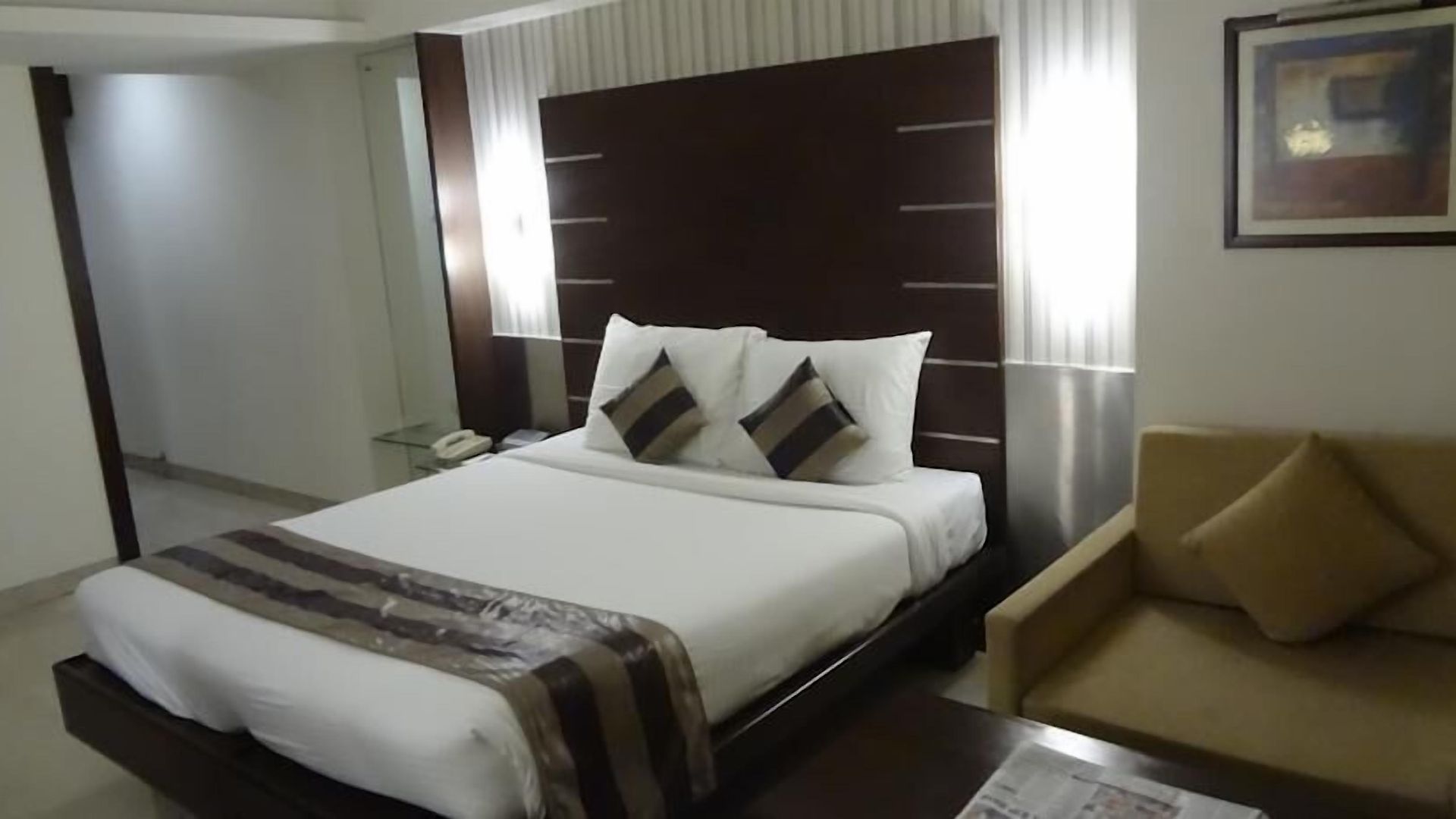 Suba Galaxy Hotel 4*
