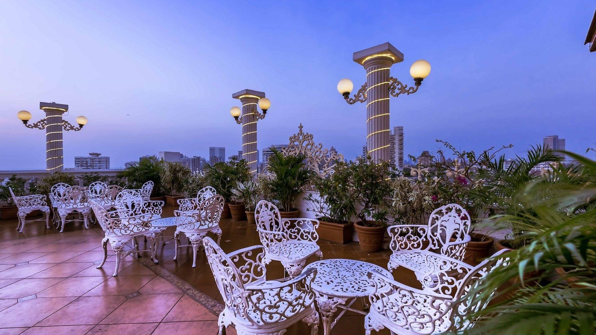 Godwin - Colaba 3*