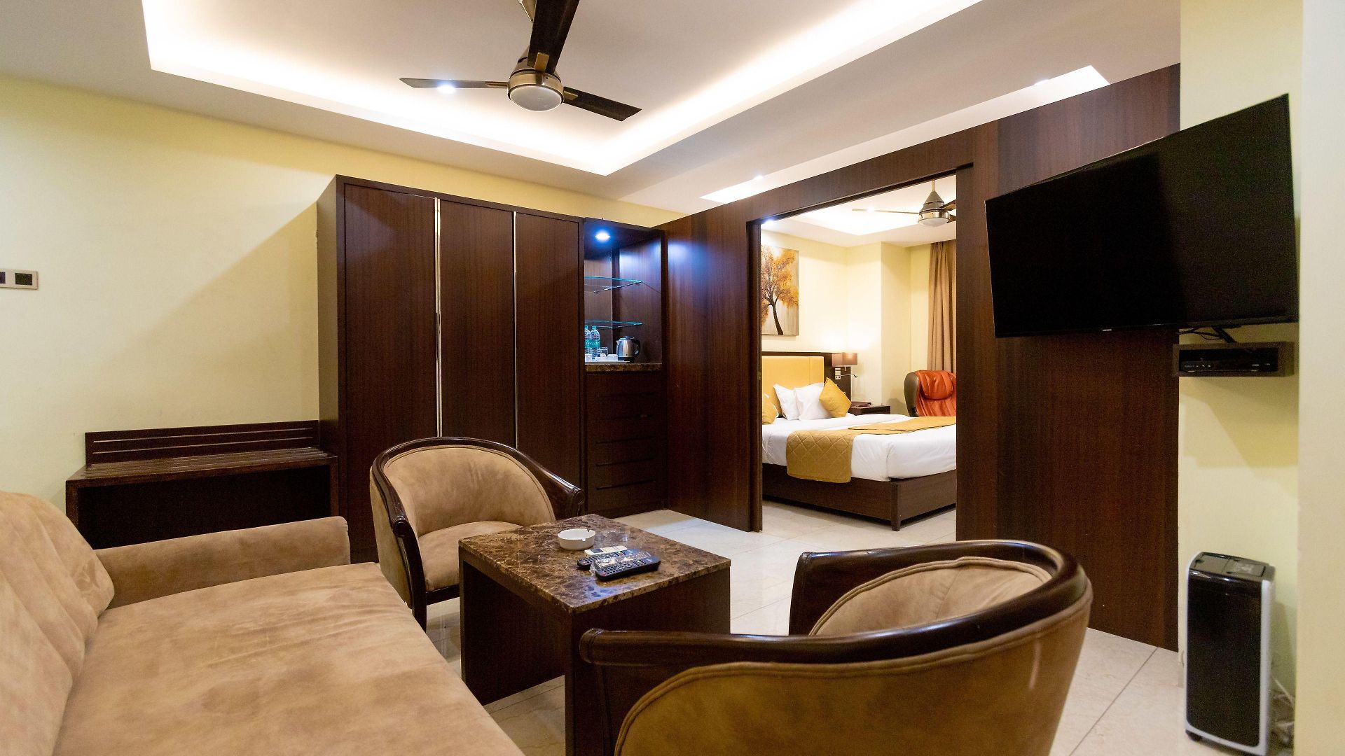 Godwin - Colaba