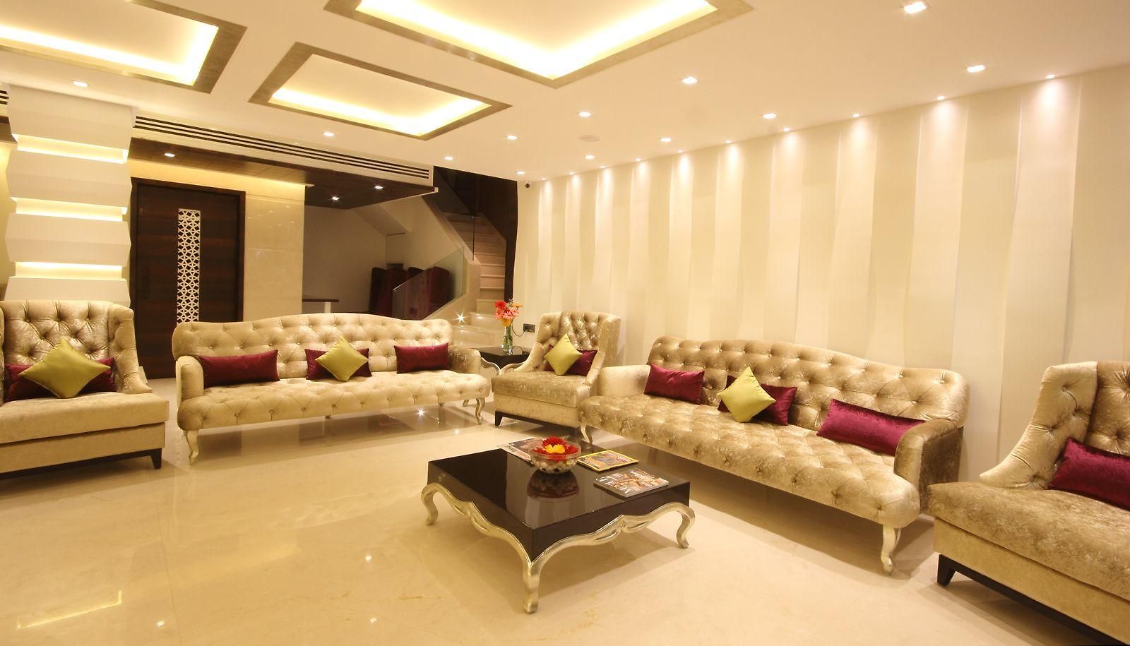 Supreme - Cuffe Parade 3*