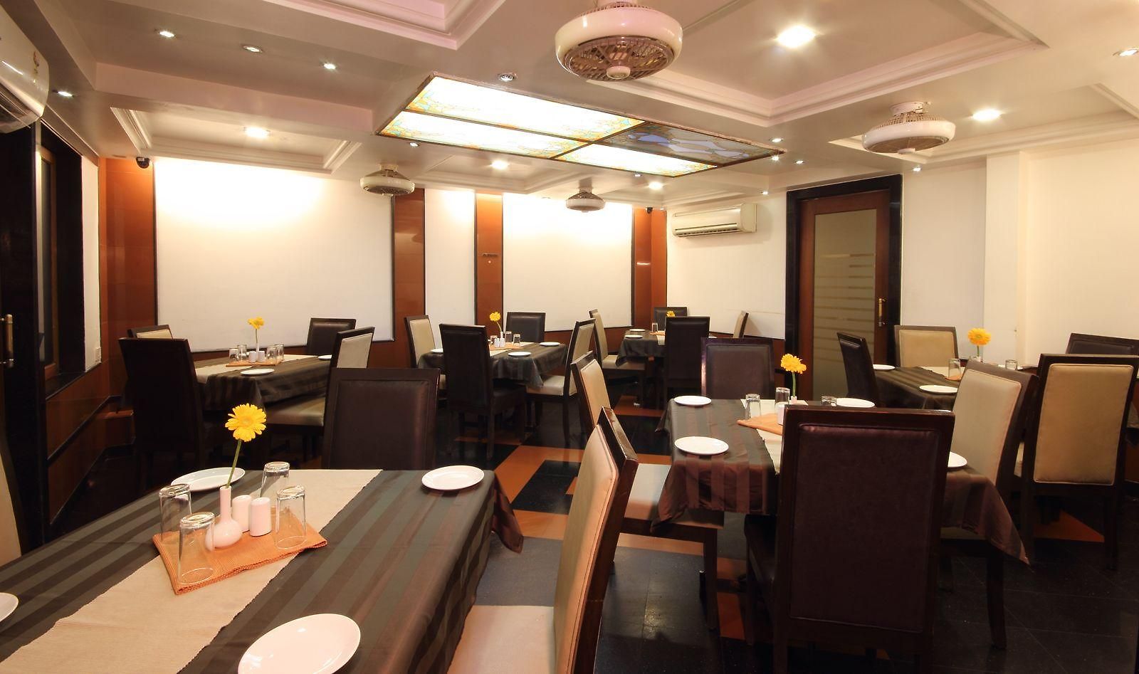 Supreme - Cuffe Parade