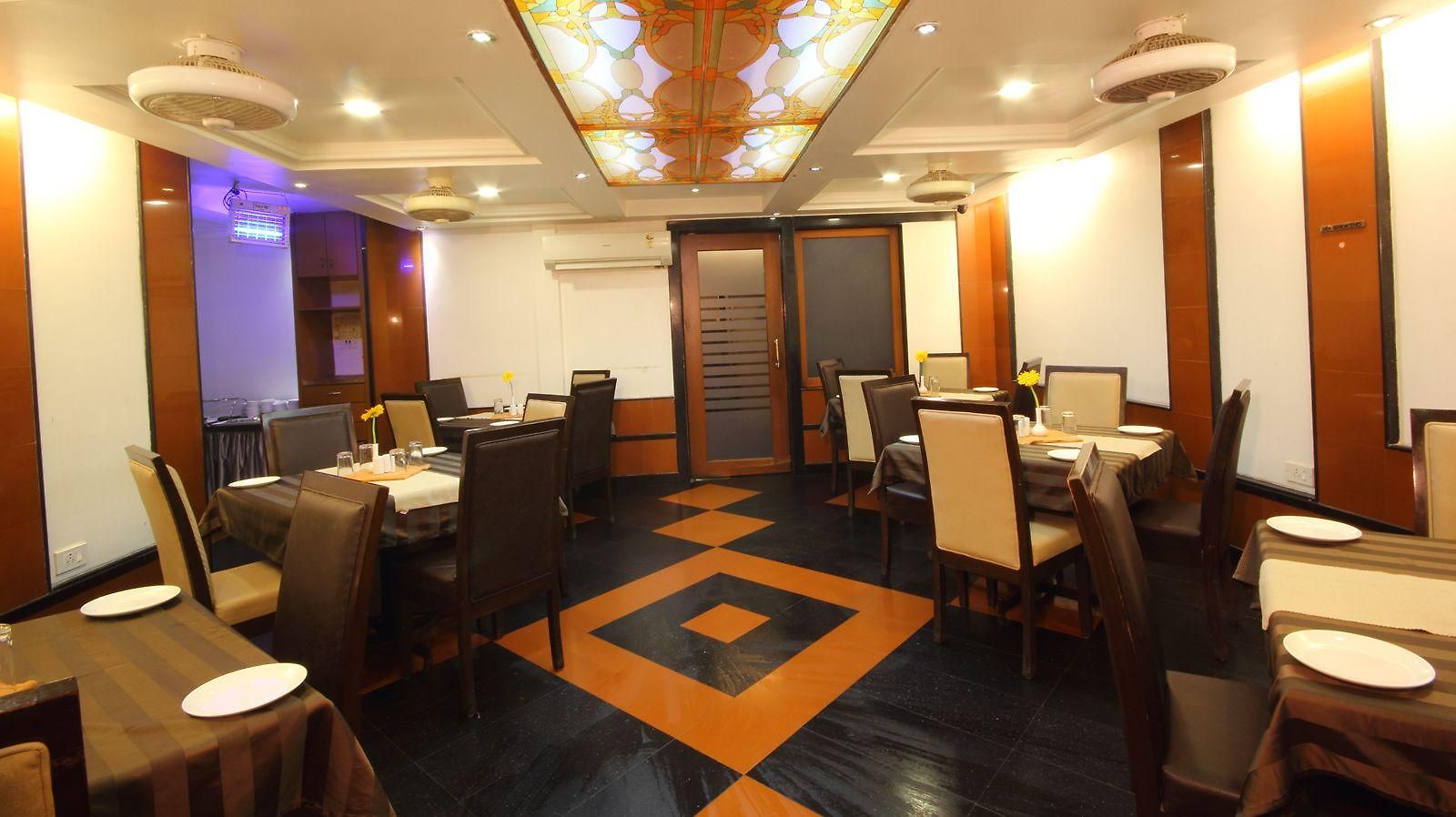 Supreme - Cuffe Parade Hotel Mumbai