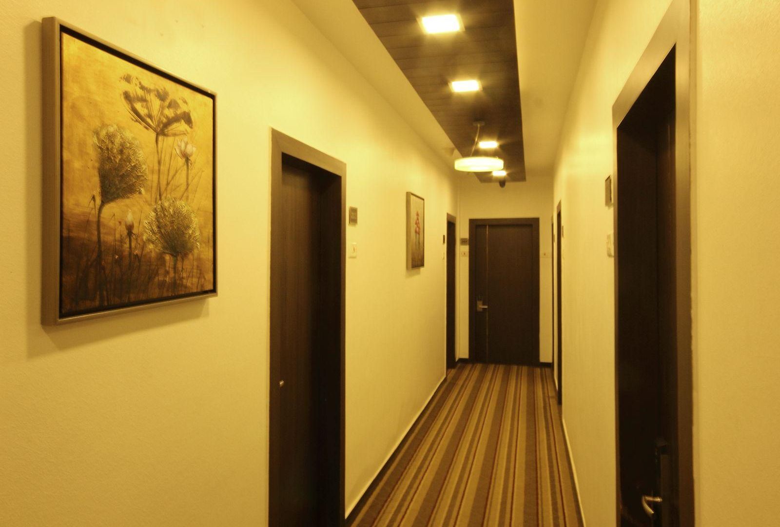 Hotel Supreme - Cuffe Parade