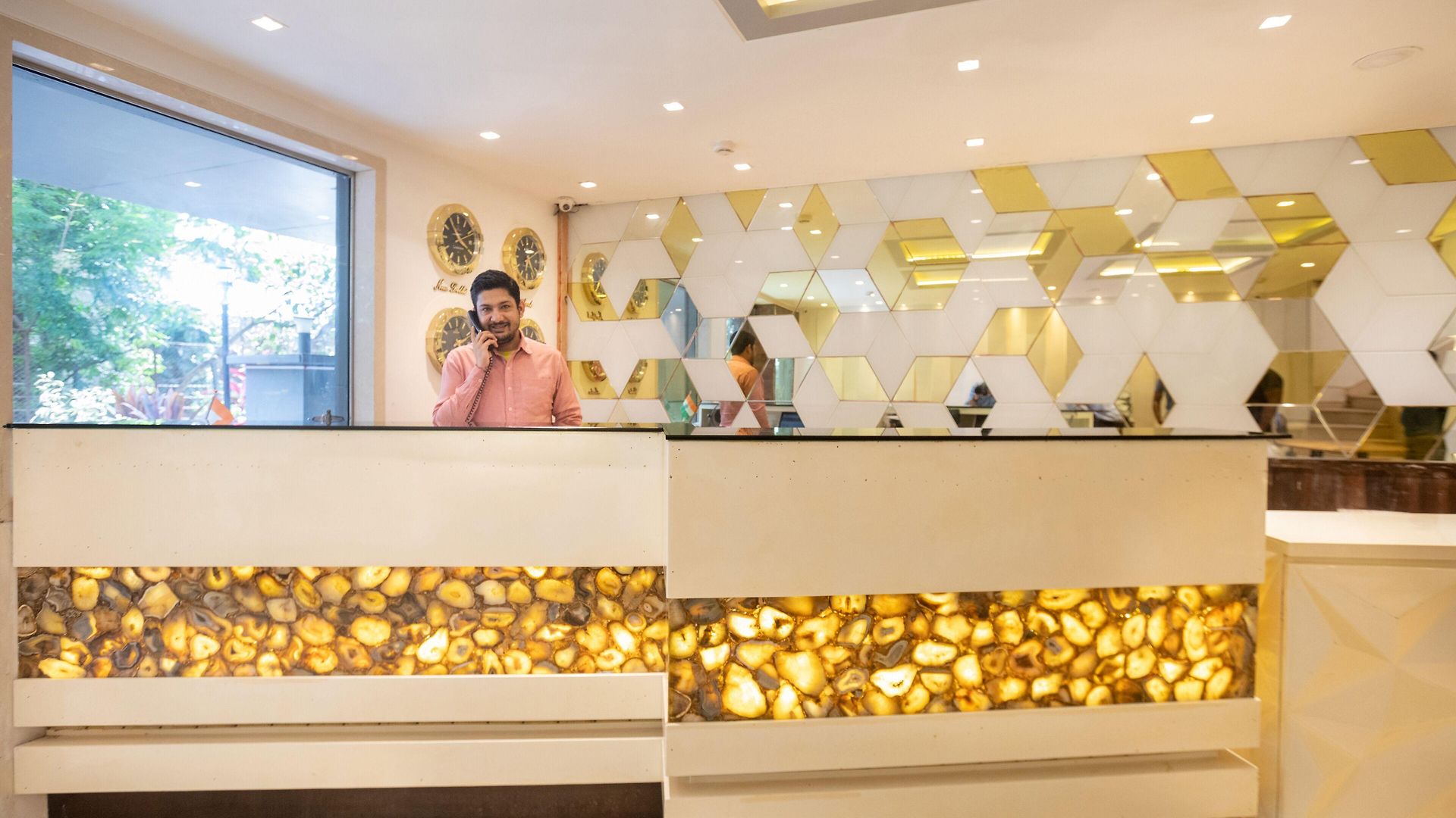 Hotel Supreme - Cuffe Parade 3*