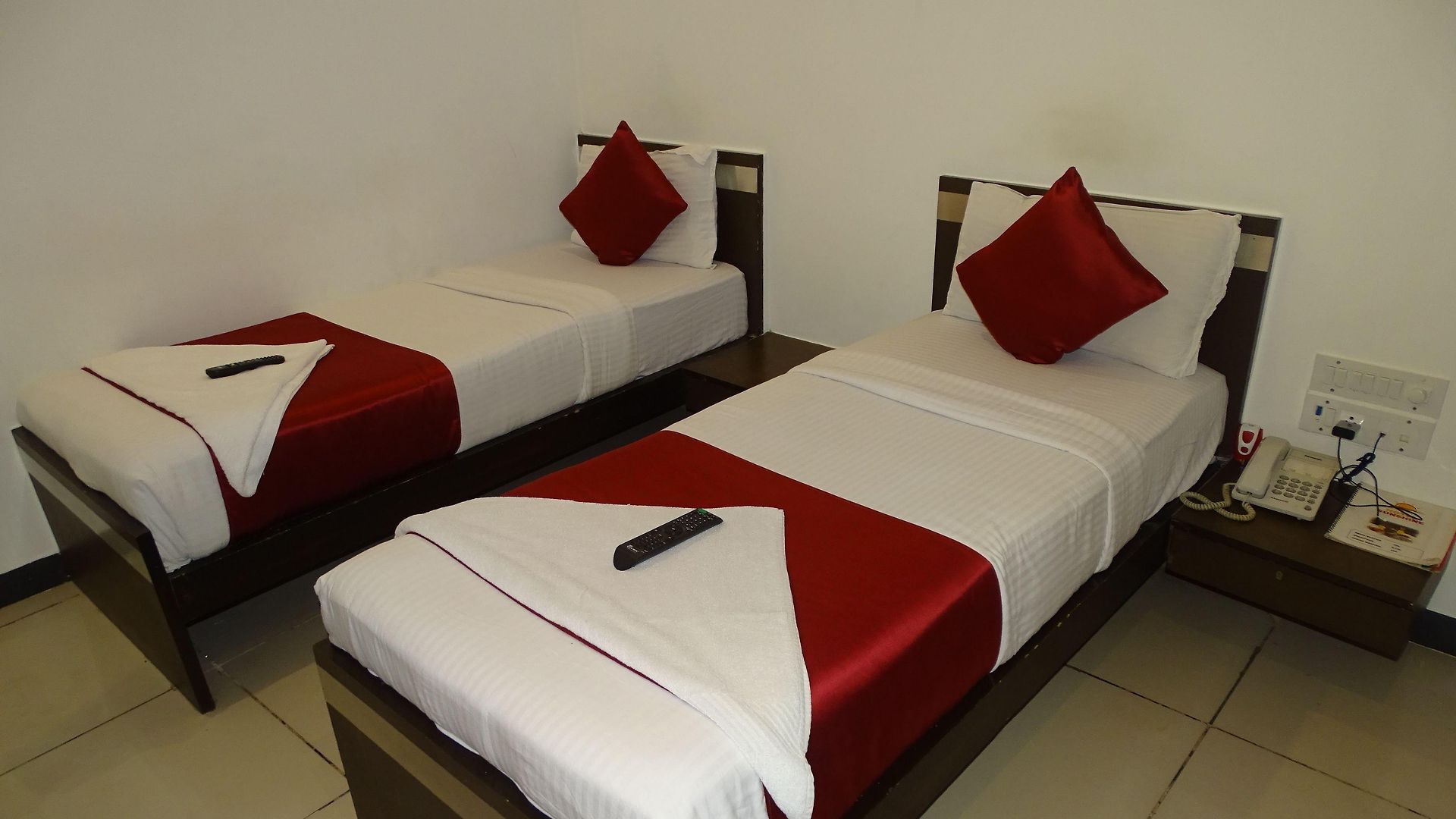 Sunshine Airport Hotel