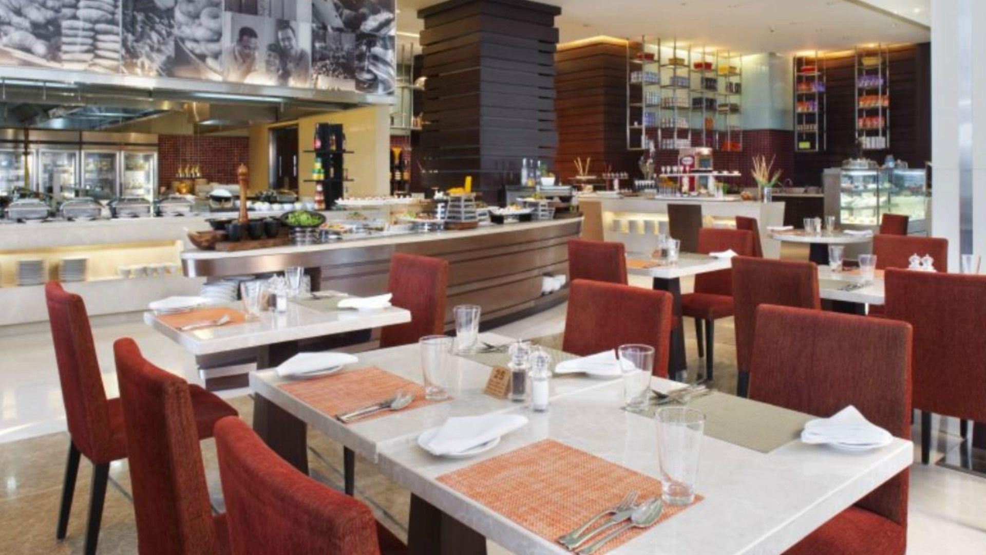 International Airport By Ihg 5*