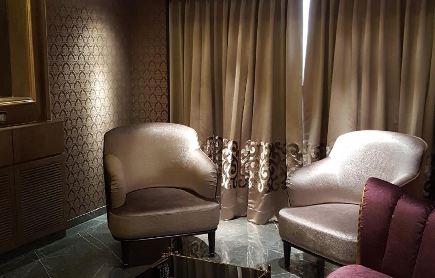 Hotel Peninsula Redpine Mumbai