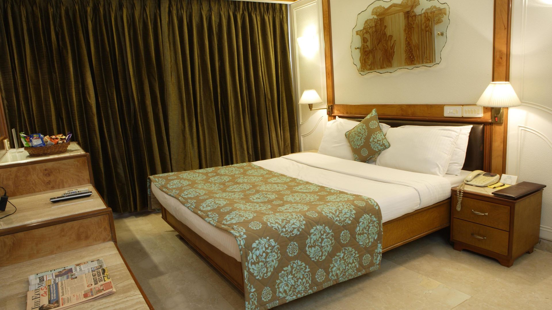 Hotel Regal Enclave