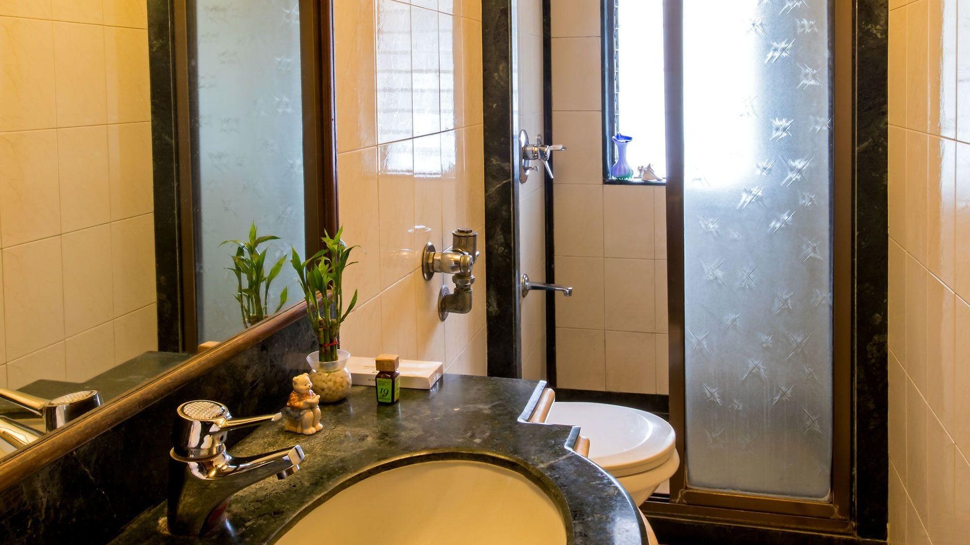 Regal Enclave Hotel 3*