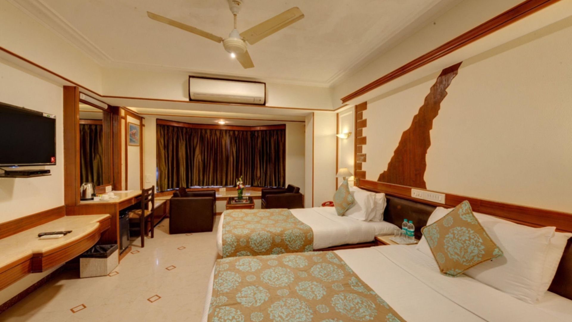 Regal Enclave 3* Mumbai