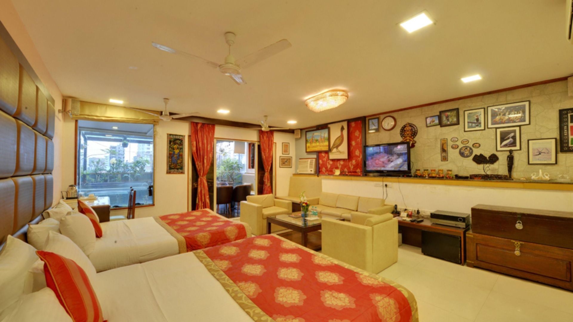 Hotel Regal Enclave