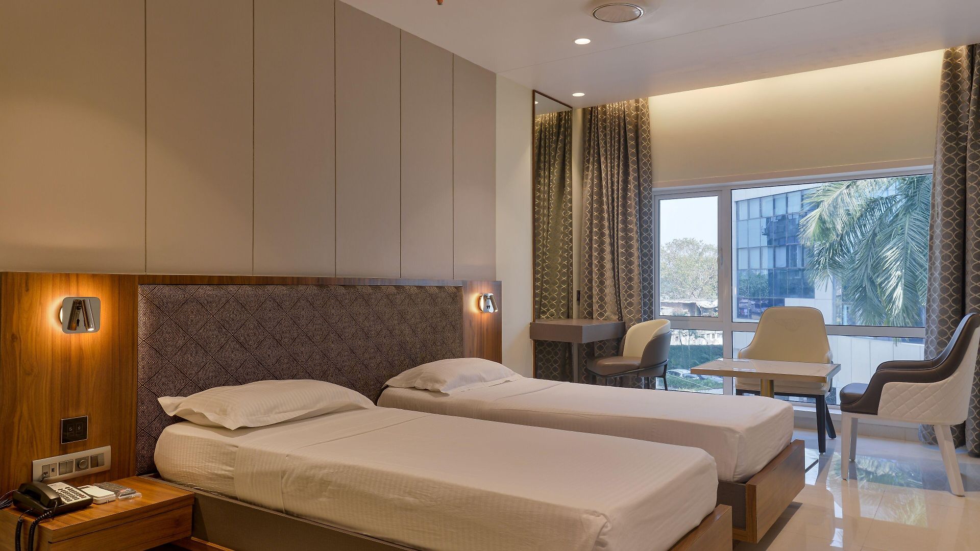 Hotel Airlink 3*