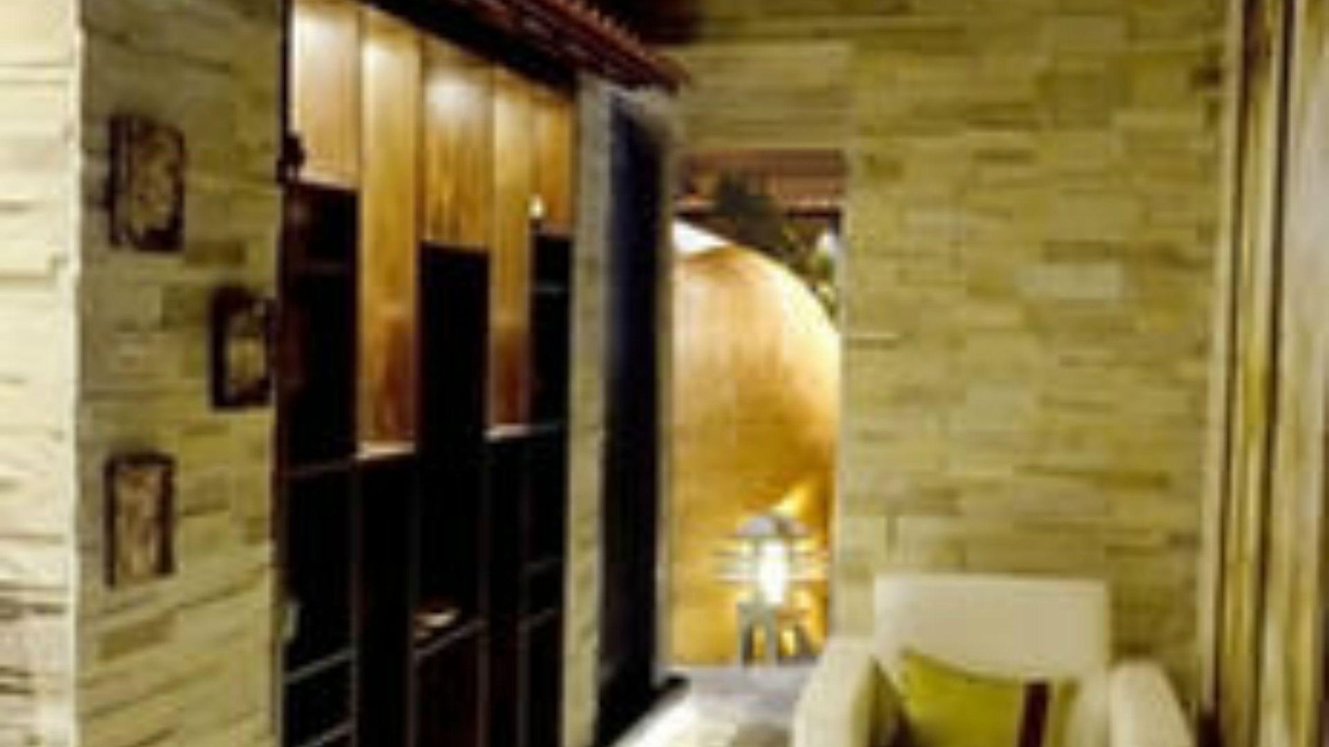 Courtyard By Marriott International Airport 5*