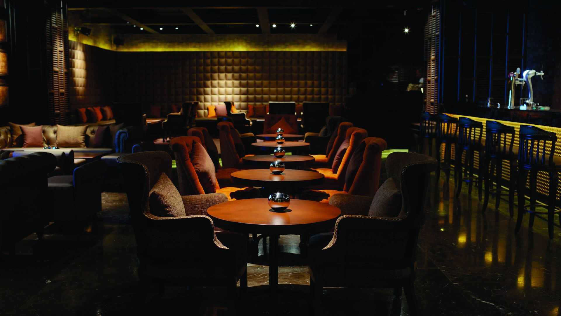 Courtyard By Marriott International Airport