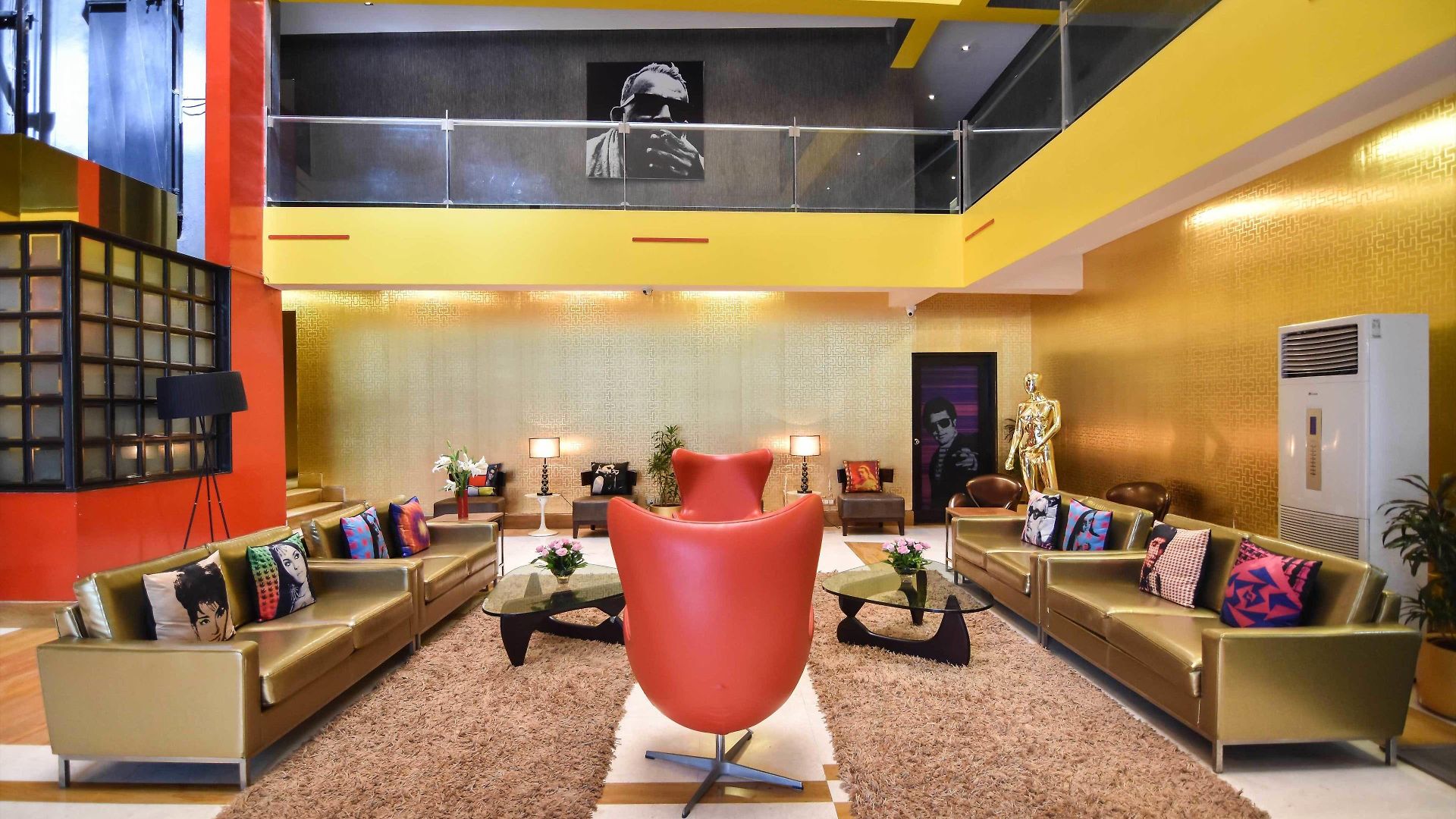 Landmark Apartment *