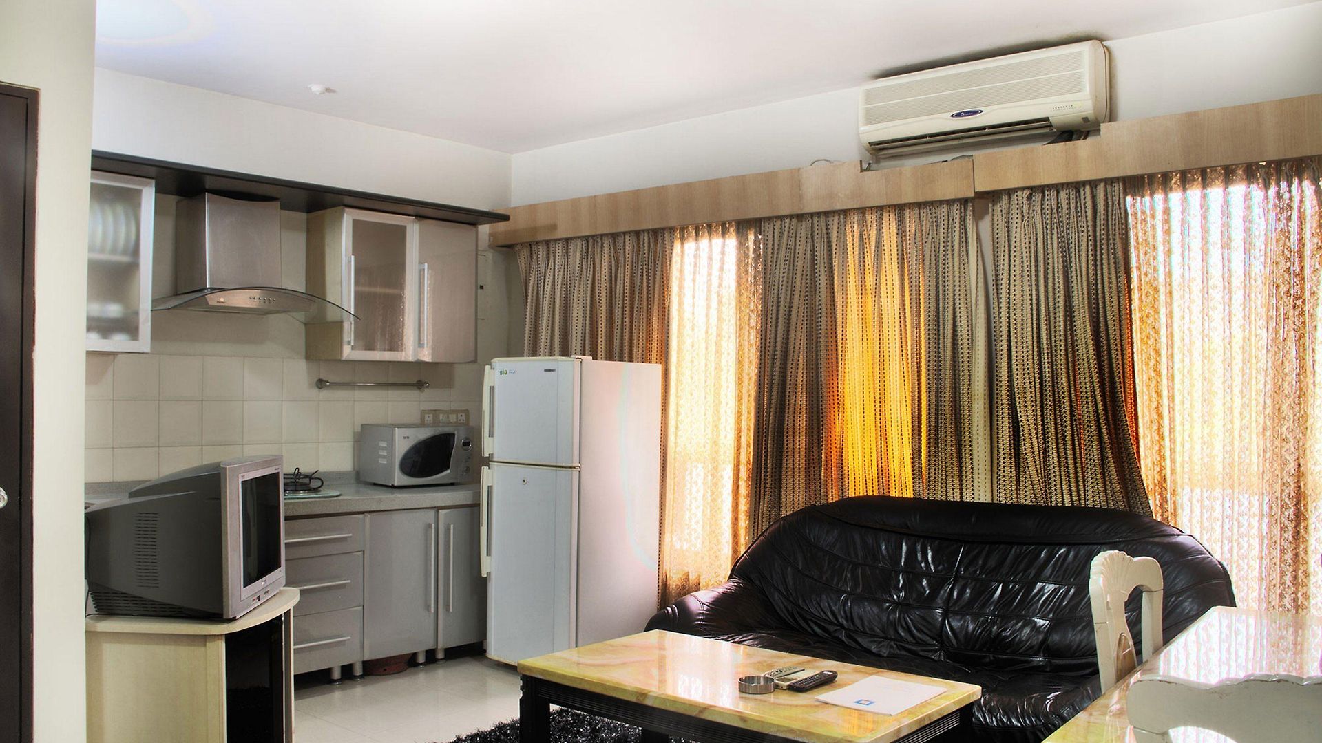 Landmark Apartment *