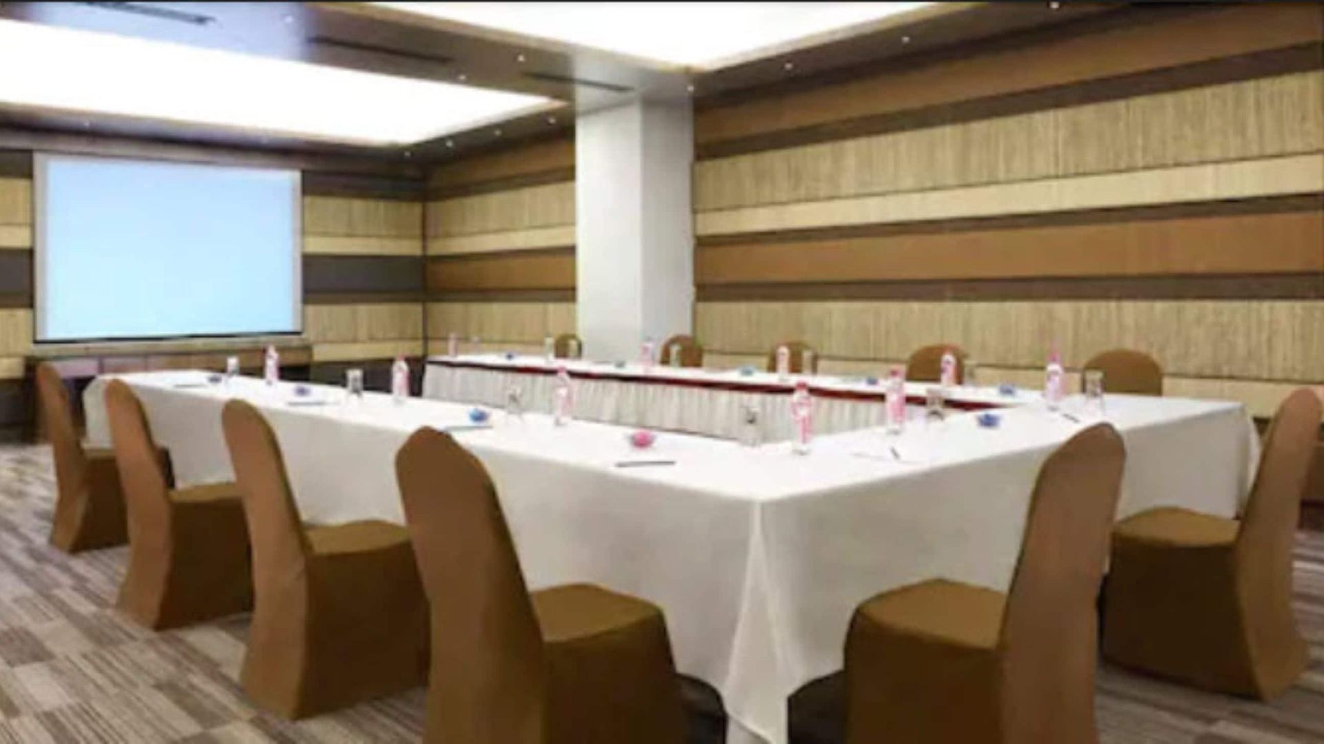 Suba International Sahar Road Hotel 4*