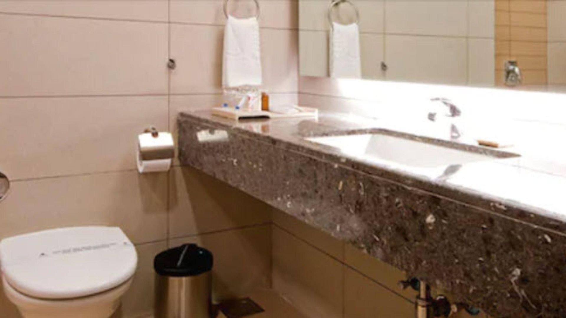 Suba International Sahar Road Hotel