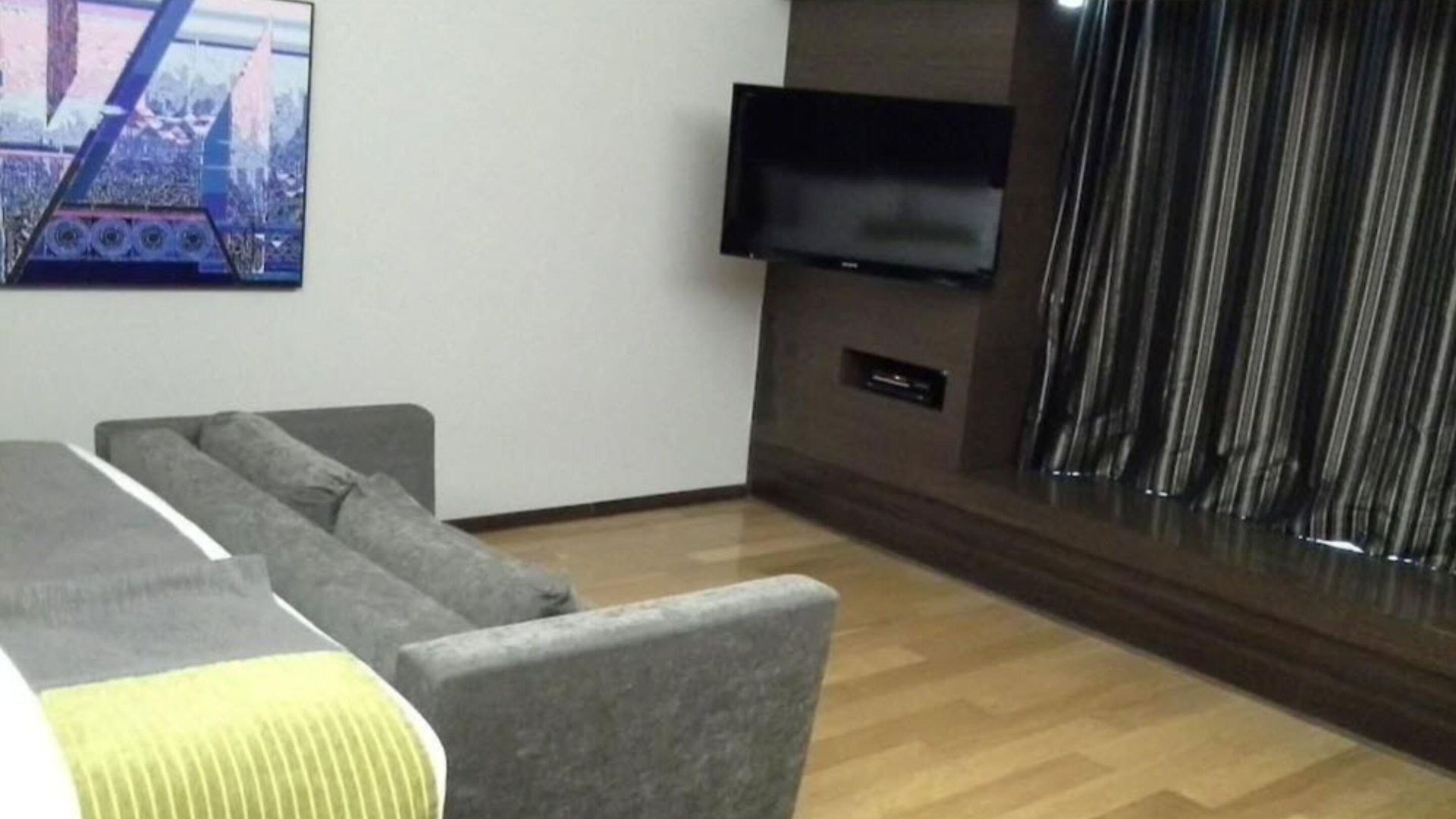 Svenska Design Andheri