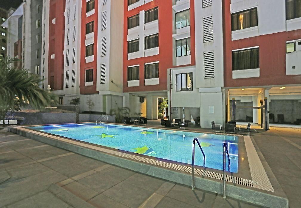 Nestor Hotel, Hotel
