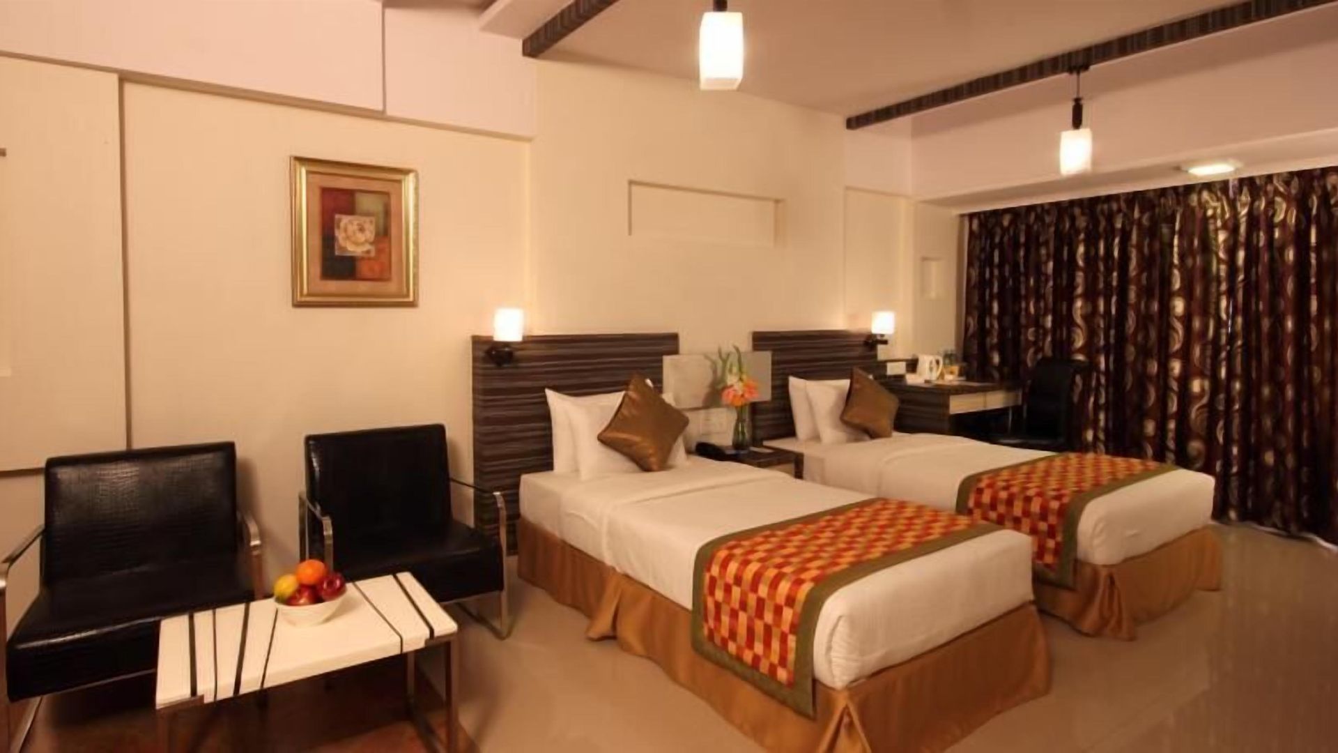 Nestor Hotel, Hotel