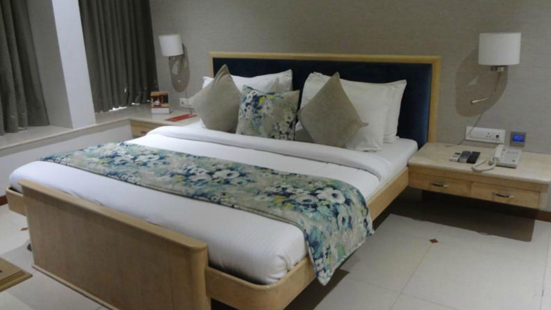 Suncity Apollo - Gateway Of India Hotel 3*