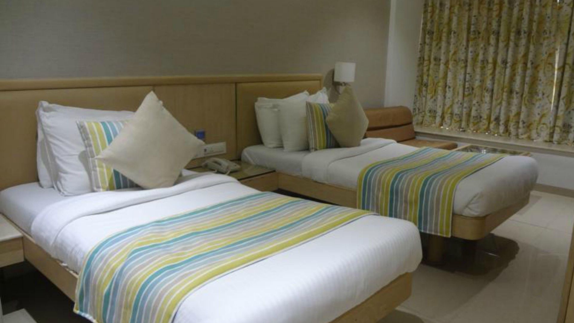 Hotel Suncity Apollo - Gateway Of India 3*