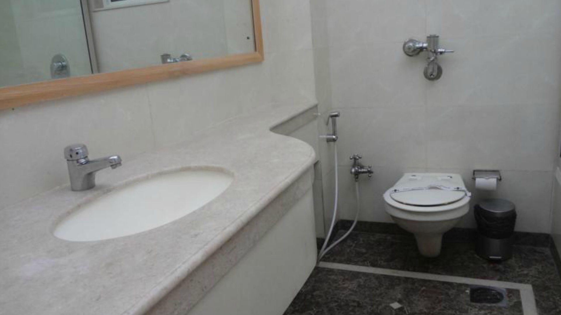 Suncity Apollo - Gateway Of India 3*