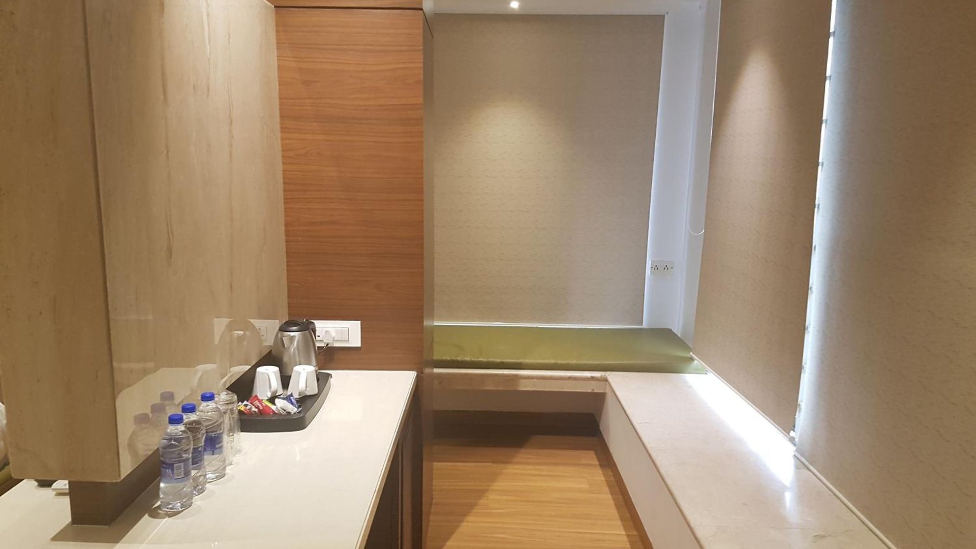 Hotel Suncity Apollo - Gateway Of India Mumbai
