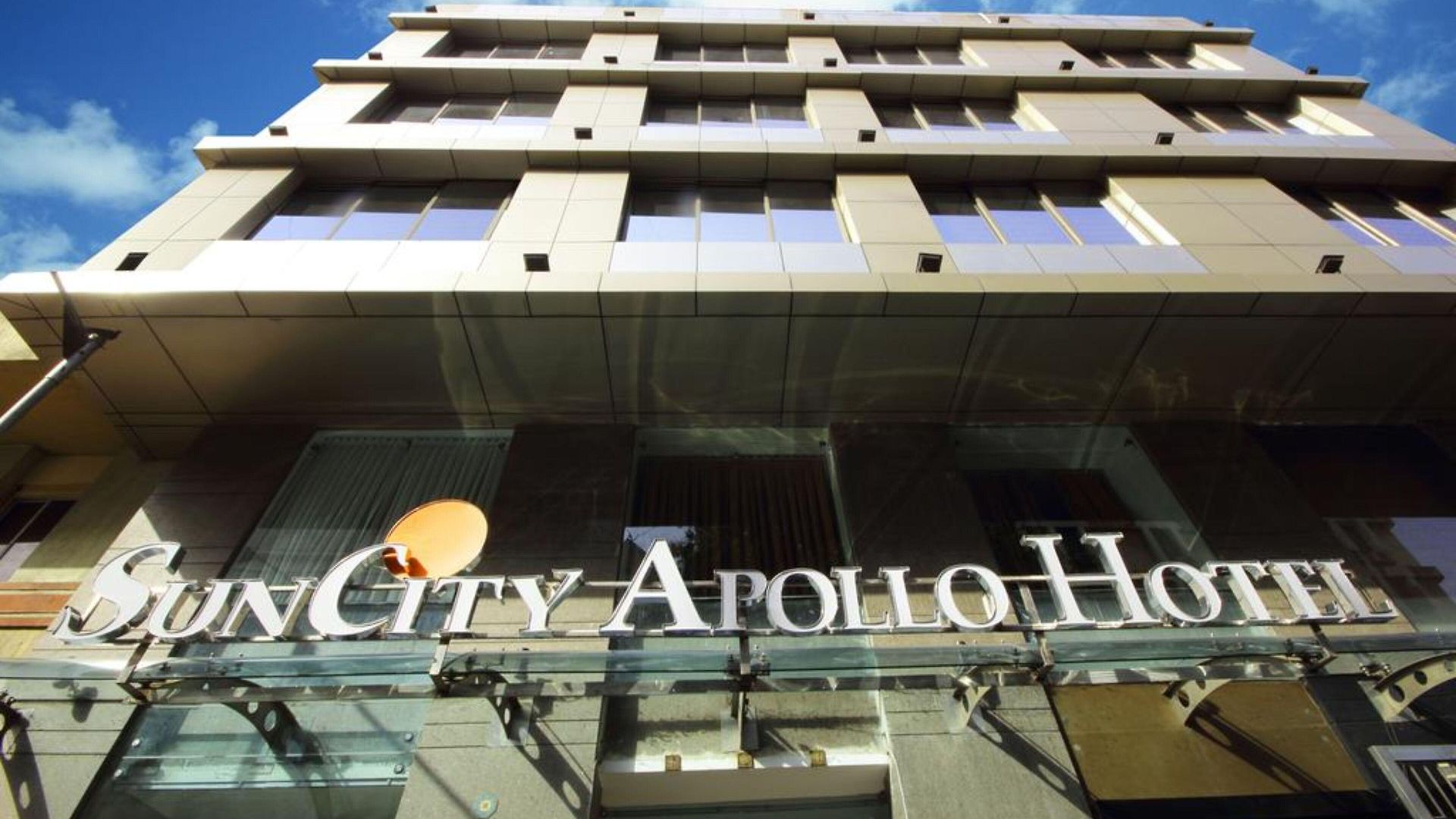 Suncity Apollo - Gateway Of India Hotel