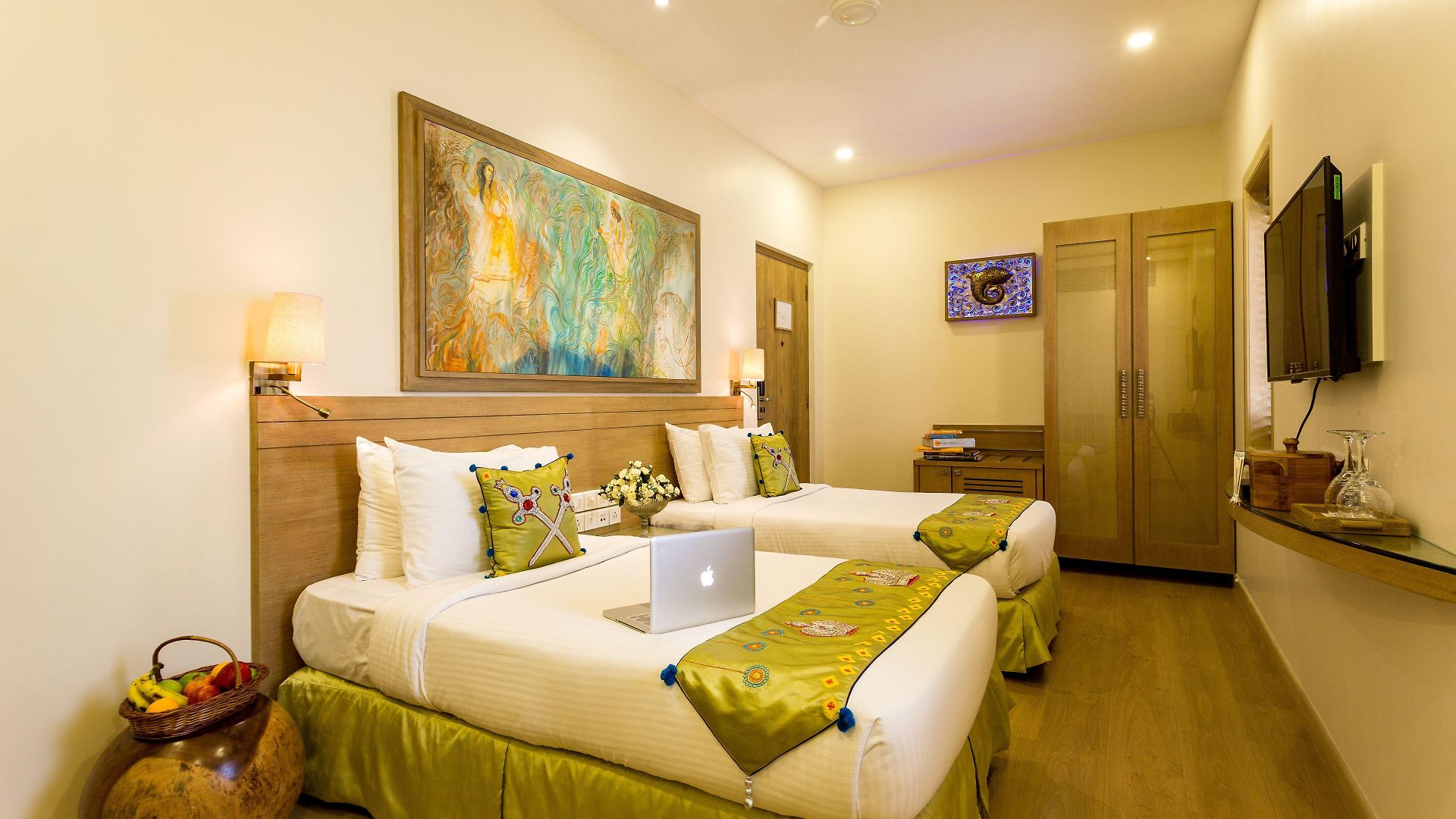 Hotel Le Sutra Hotel, Khar, Mumbai