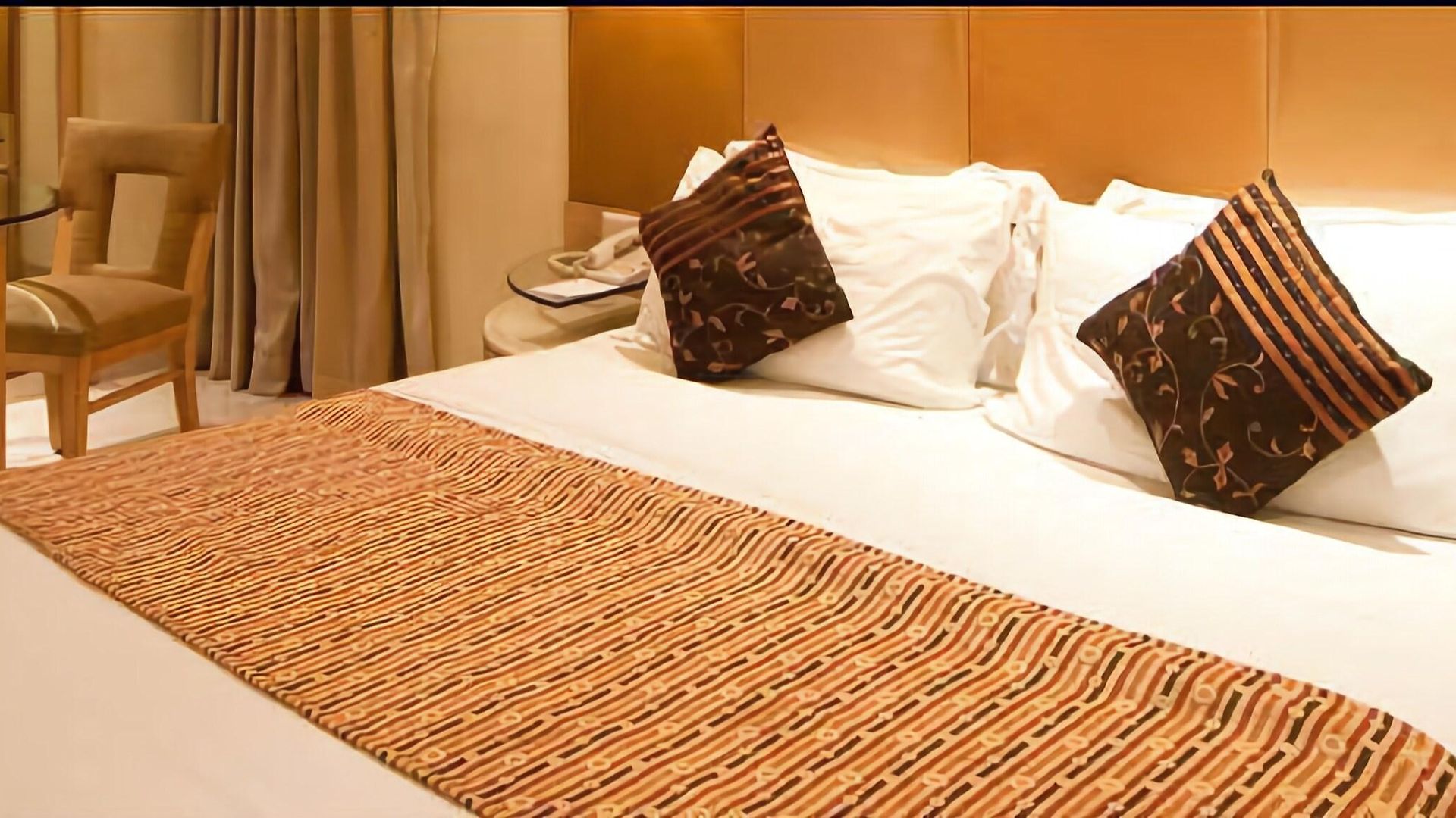 Ascot Hotel 3*