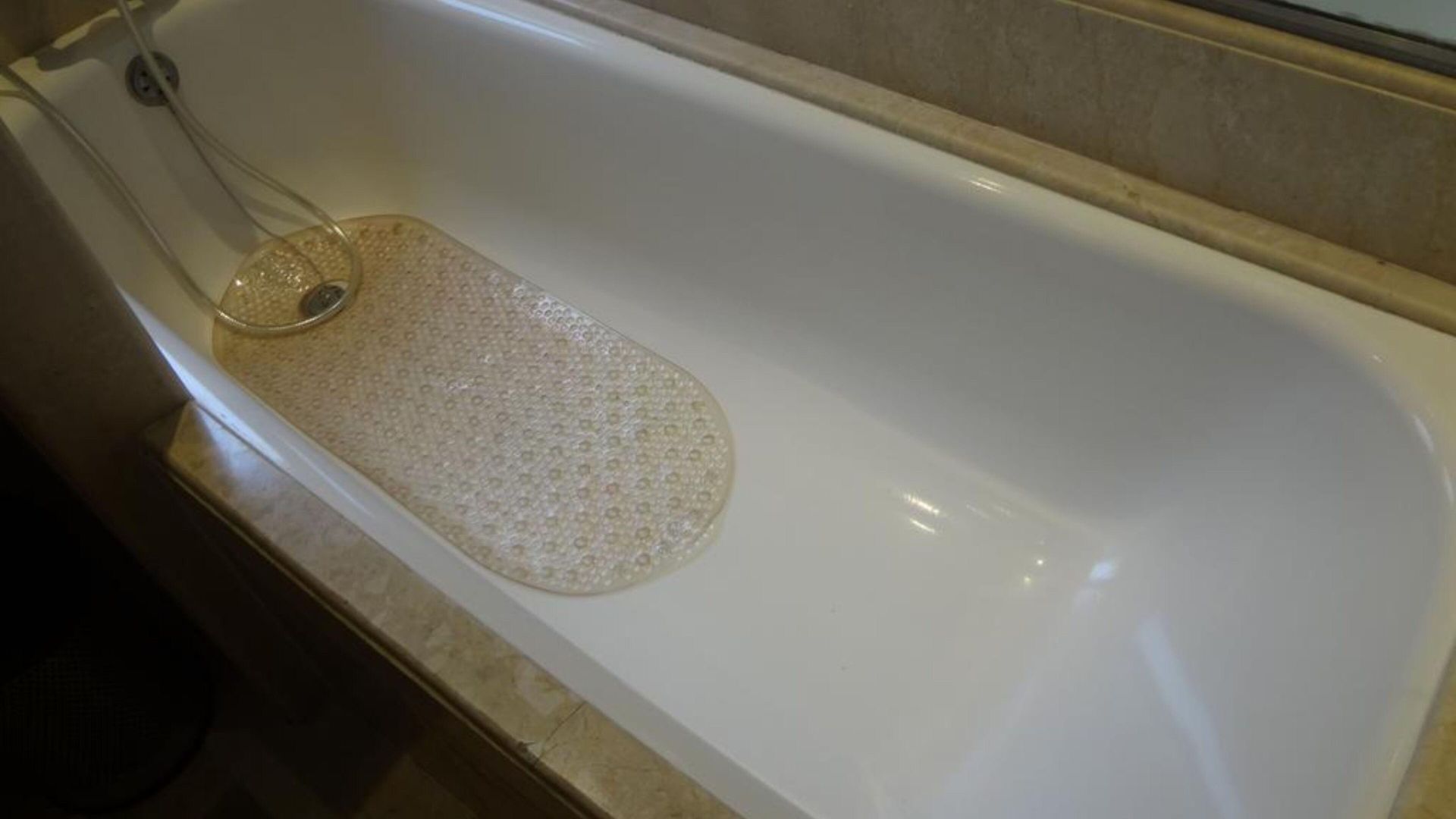 Ascot Hotel 3*