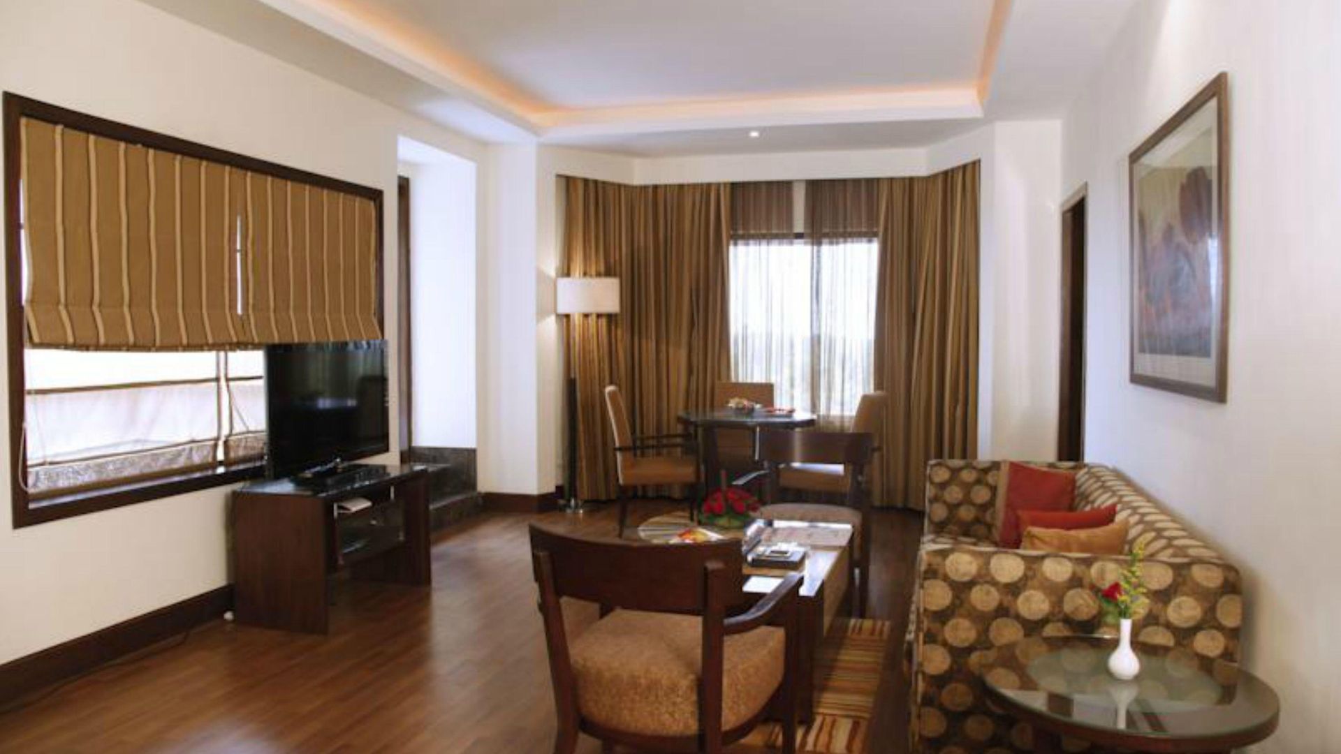 Hotel The Retreat & Convention Centre 5*
