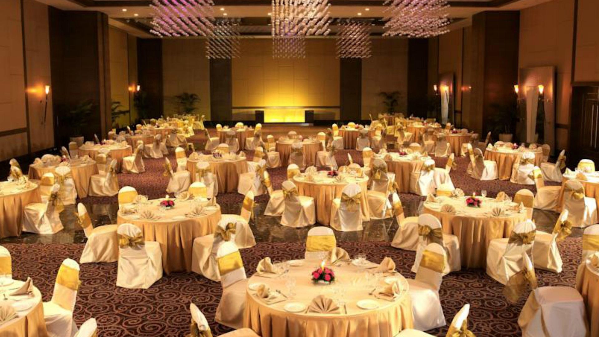 The Retreat & Convention Centre Hotel Mumbai