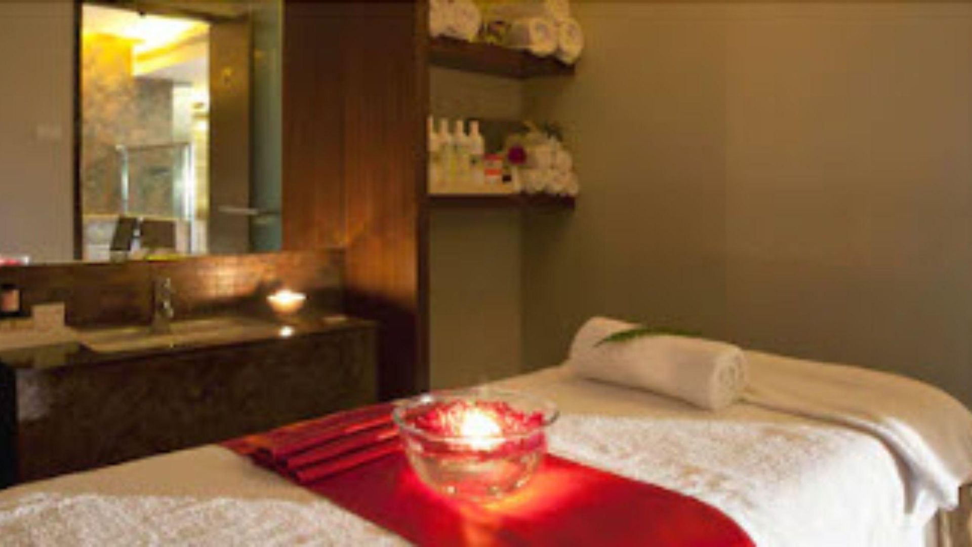 Hotel The Retreat & Convention Centre 5*