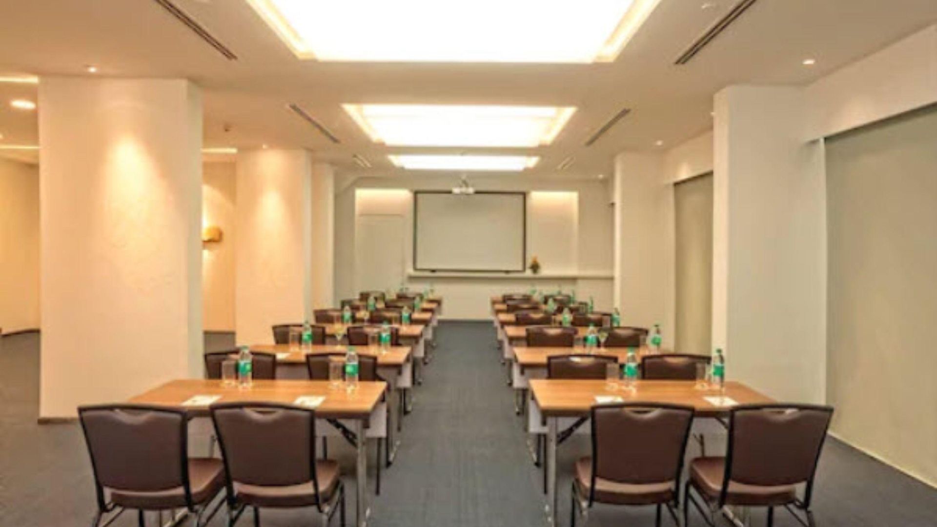 Hotel Kohinoor Elite Near Bkc