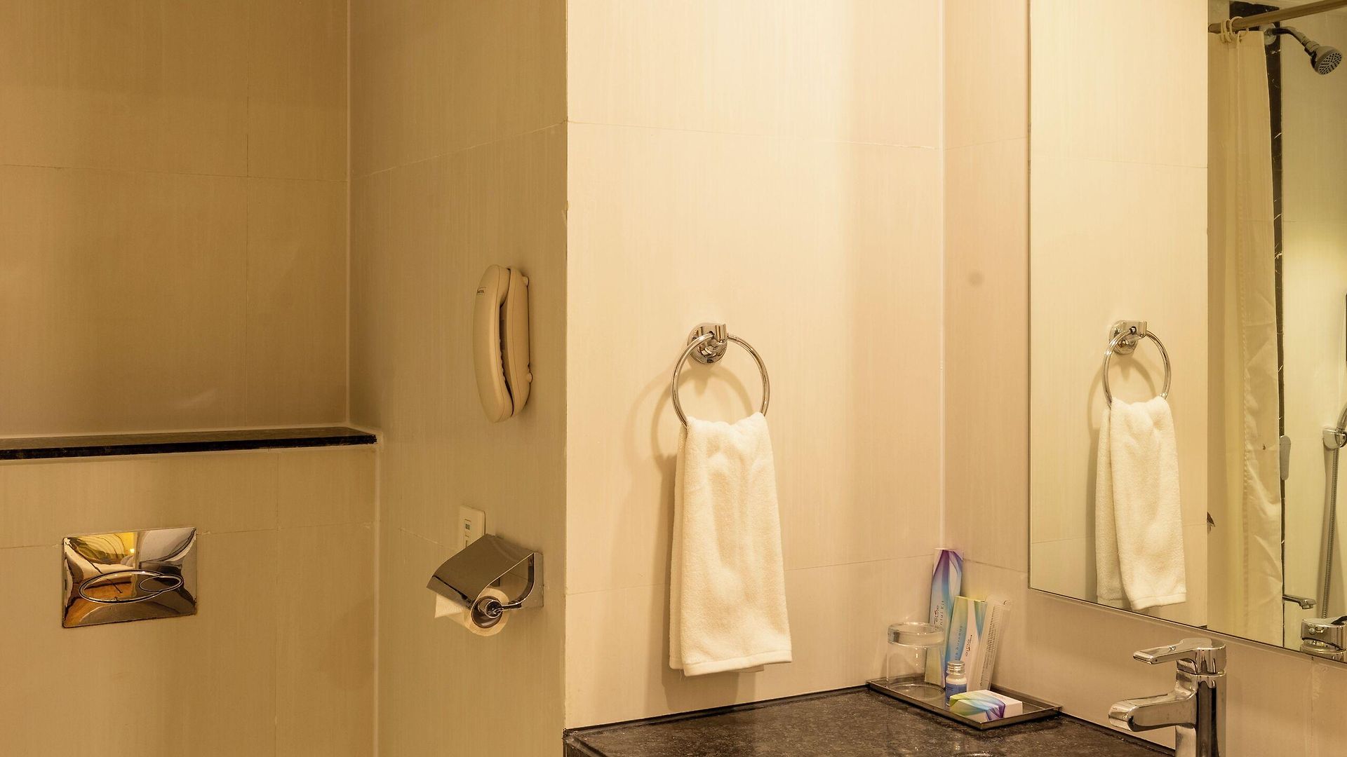 Kohinoor Elite Near Bkc