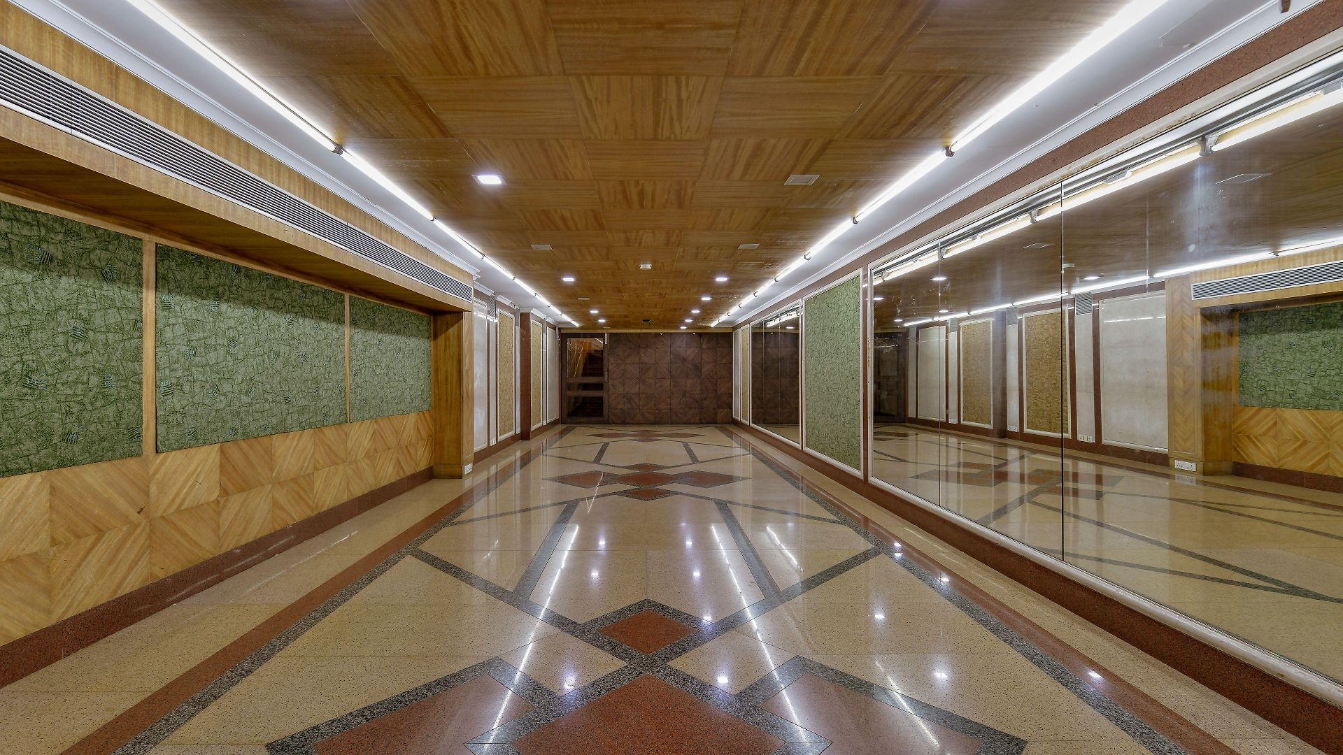Ajanta Hotel 3*