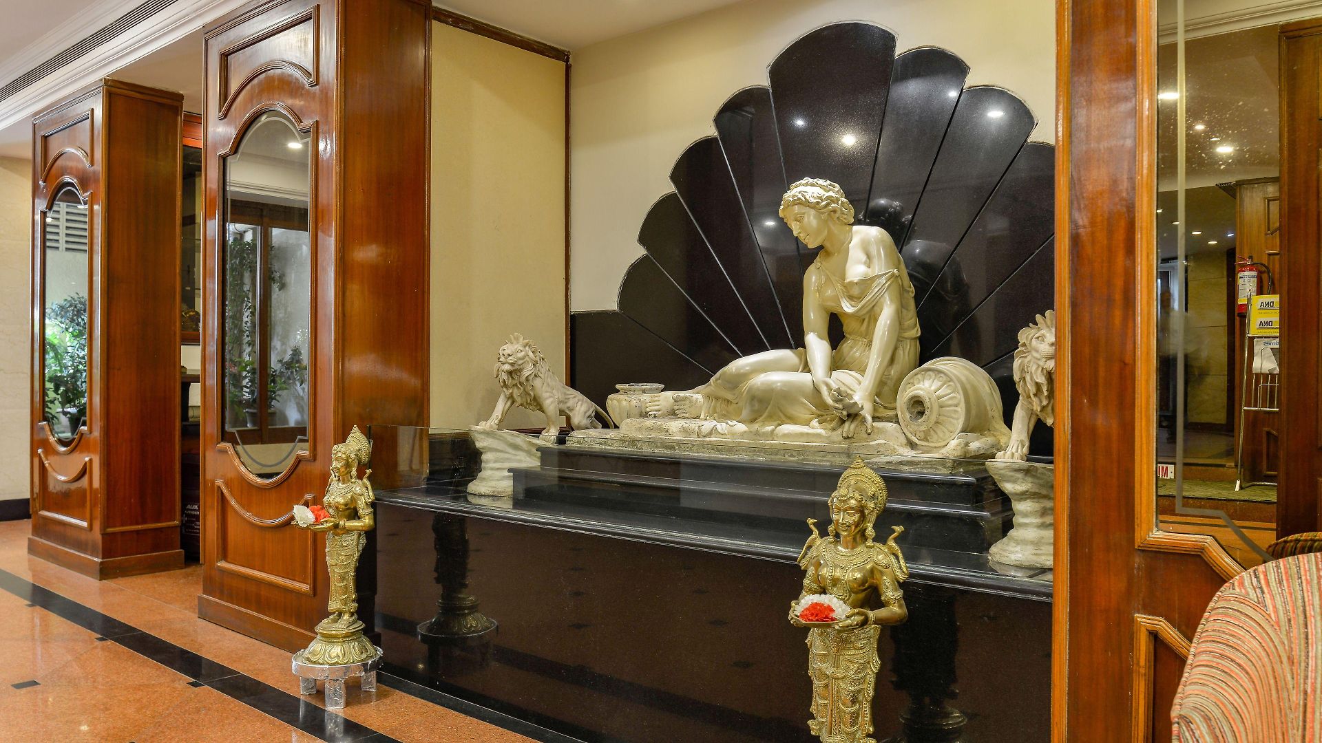 Ajanta Hotel 3*