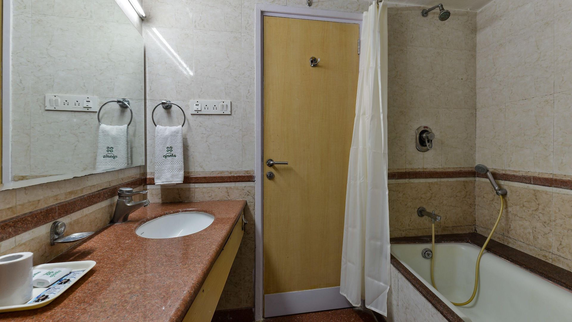 Hotel Ajanta Mumbai