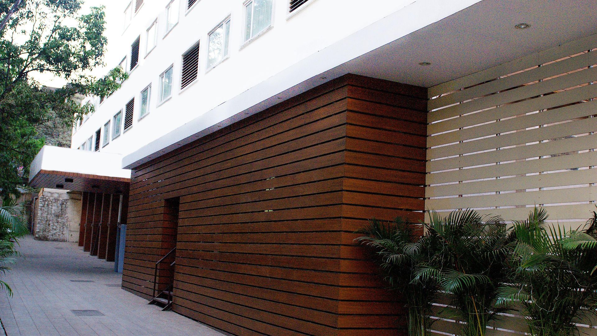 Hotel The Roa Mumbai