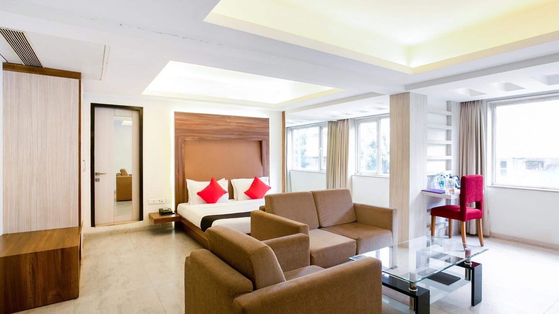 The Roa Hotel Mumbai