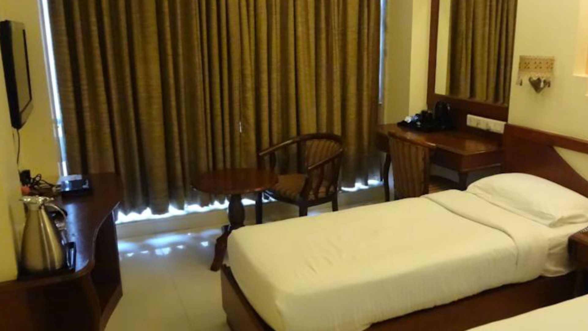 Fabhotel Shubhangan - Nr Bandra Hotel 3*
