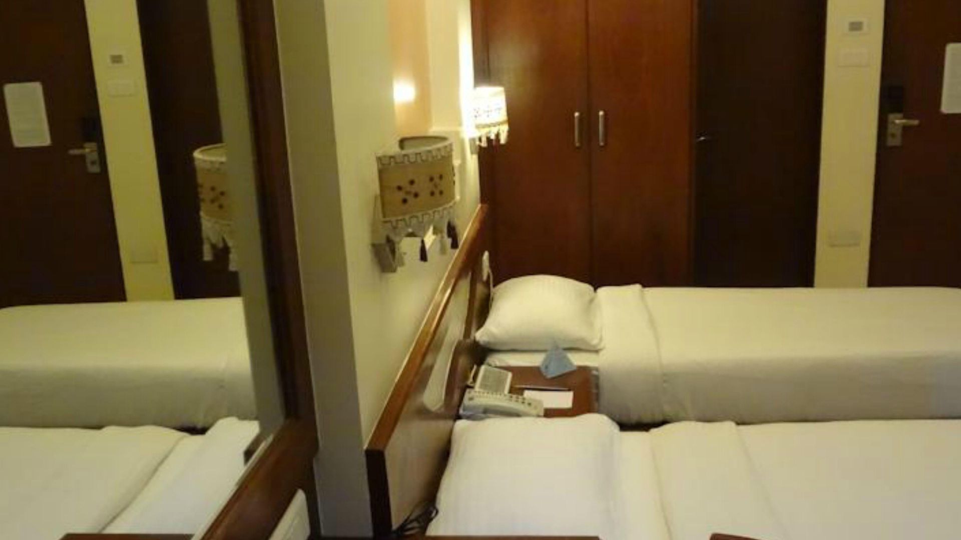 Fabhotel Shubhangan - Nr Bandra 3*