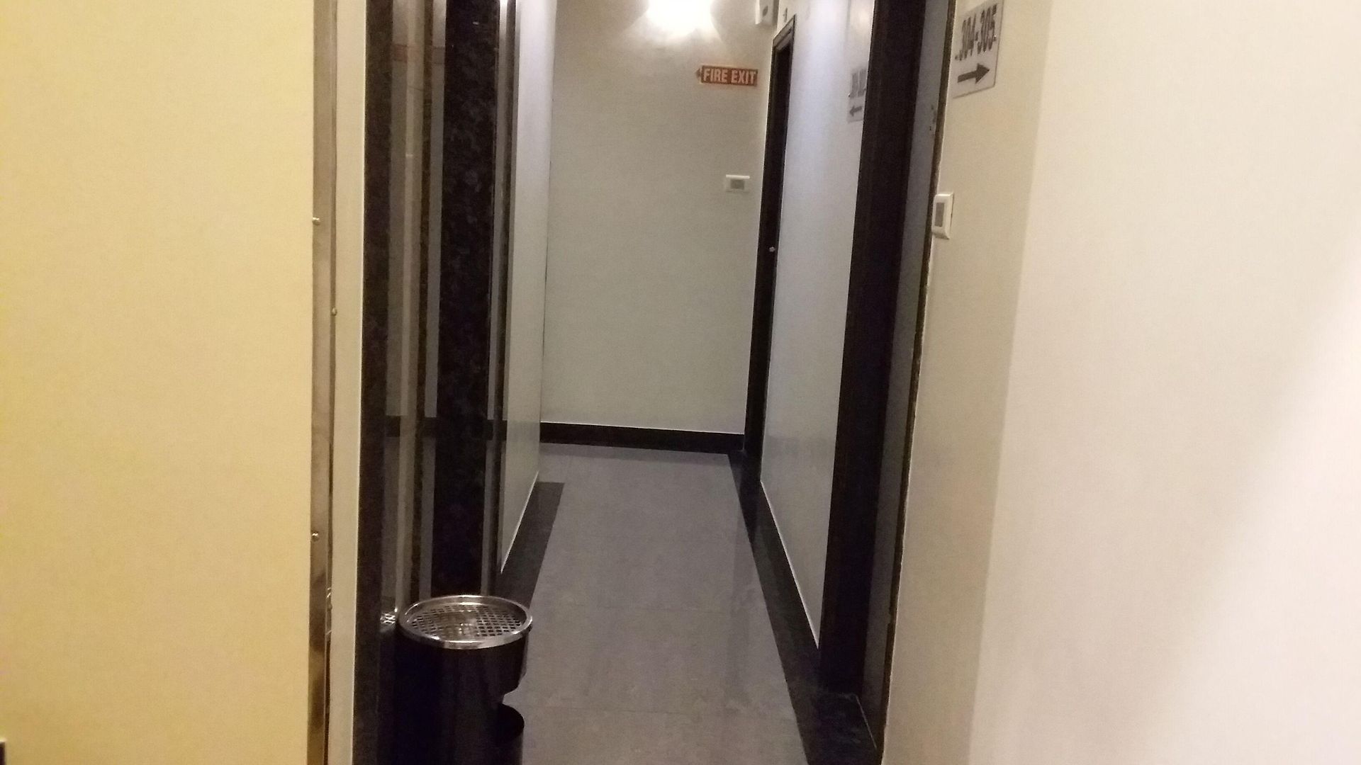 Fabhotel Shubhangan - Nr Bandra Hotel
