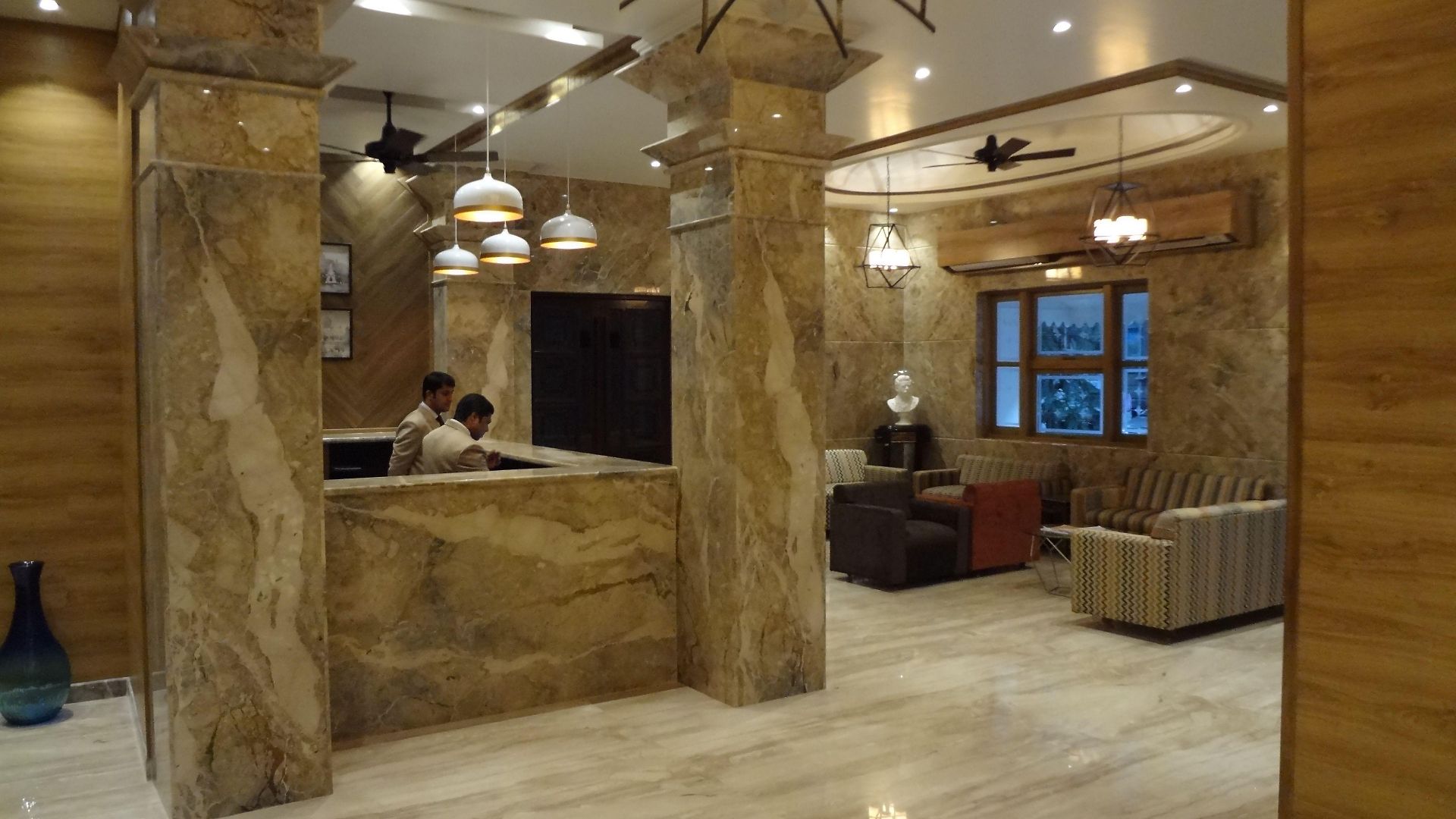 Hotel Grand - Ballard Estate, 3*